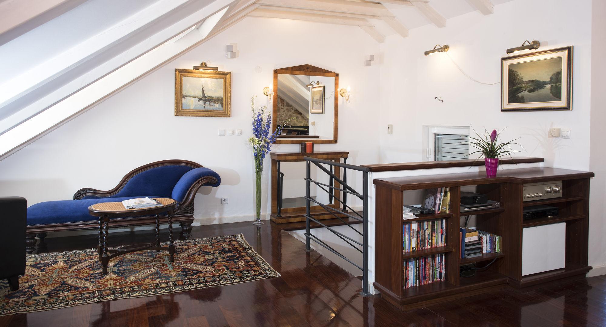 Villa Mirabilis, Stunning Superior Villa, Old Town