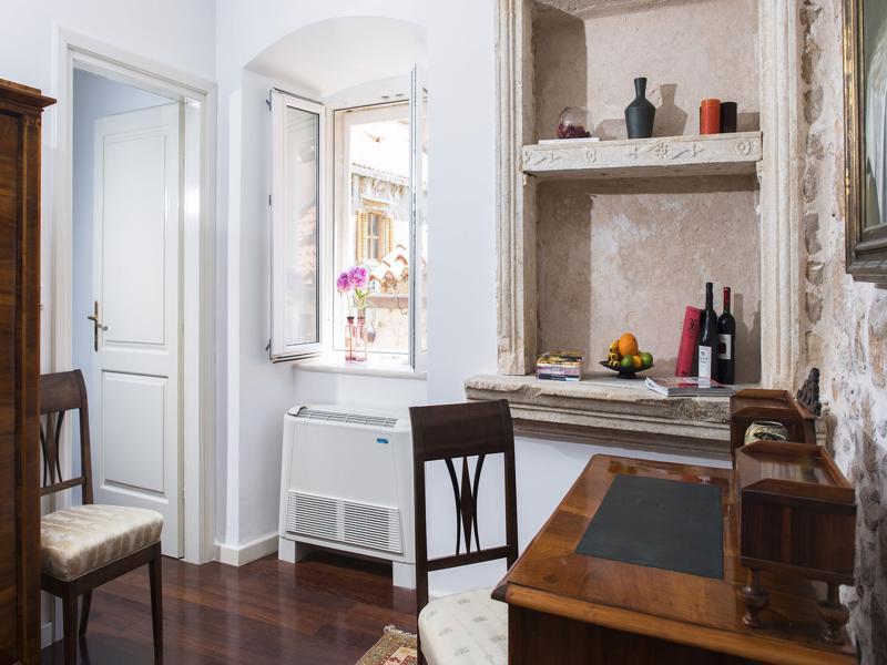 Villa Mirabilis, Stunning Superior Villa, Old Town