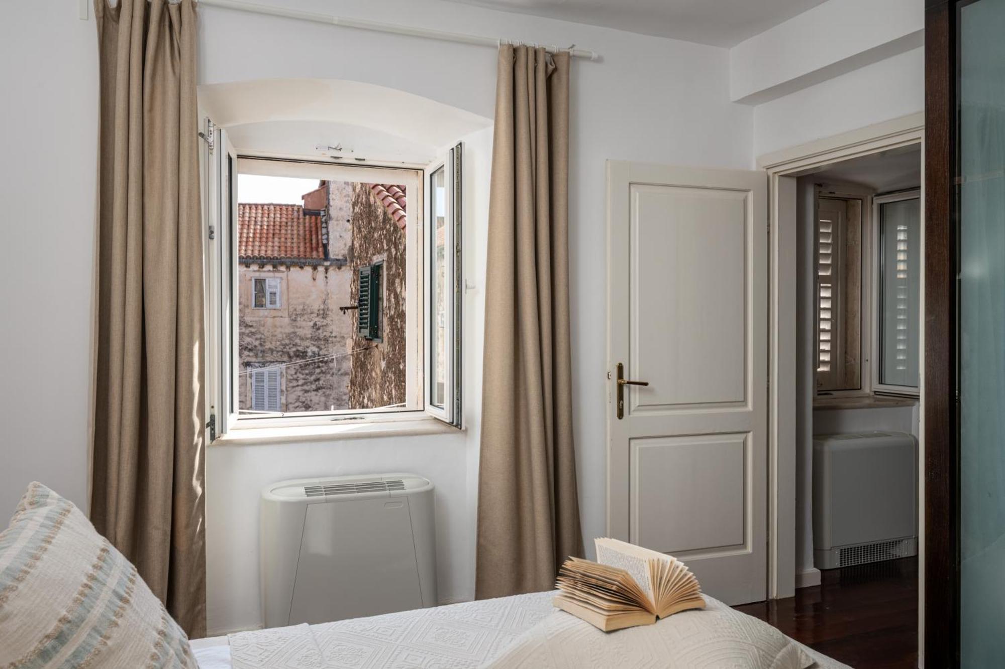 Villa Mirabilis, Stunning Superior Villa, Dubrovnik Old Town Villa