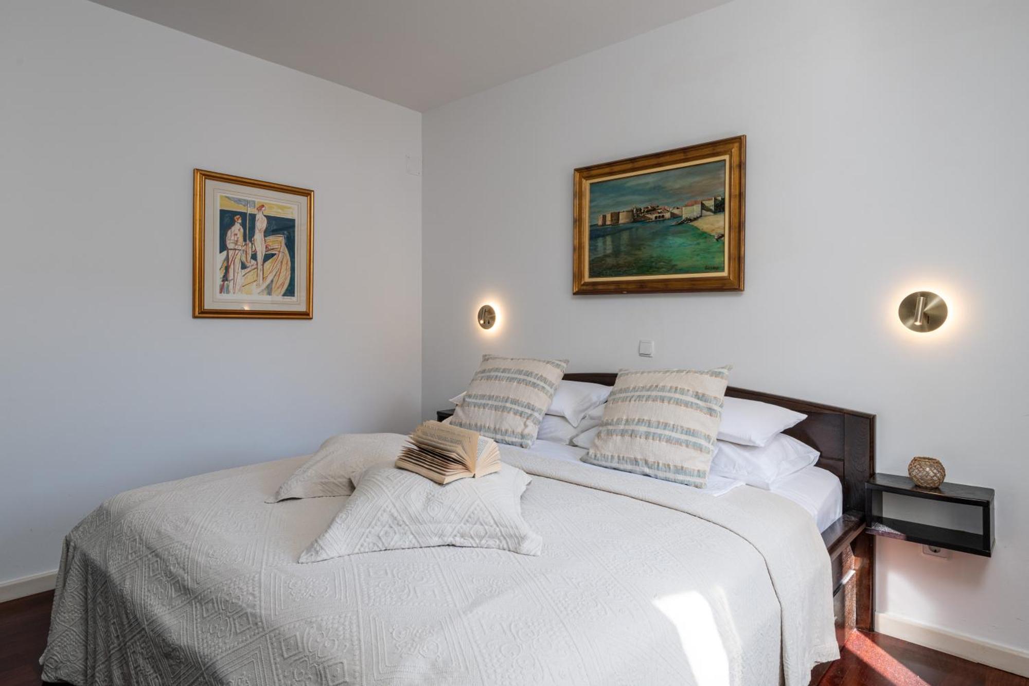 Villa Mirabilis, Stunning Superior Villa, Old Town
