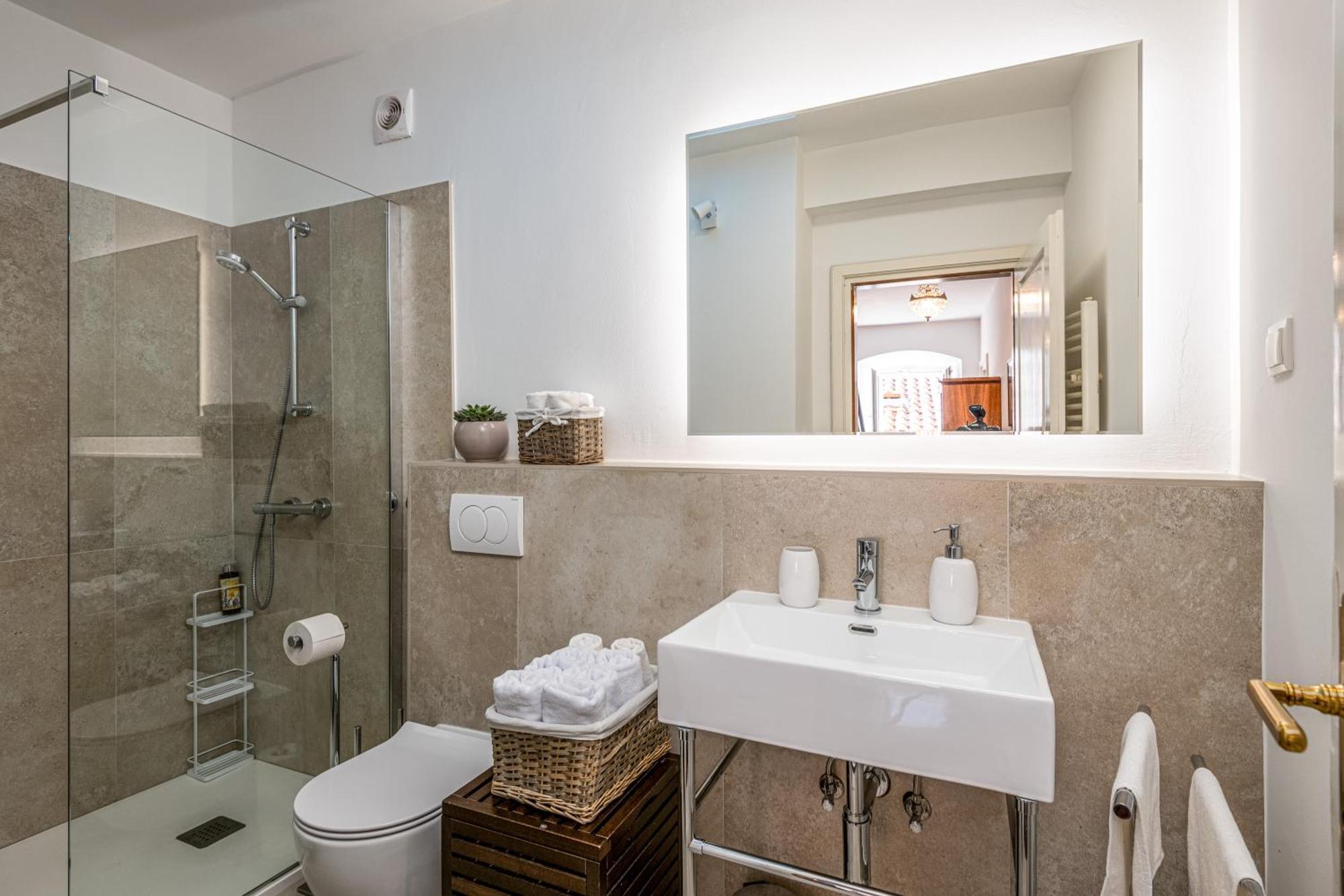 Villa Mirabilis, Stunning Superior Villa, Old Town *